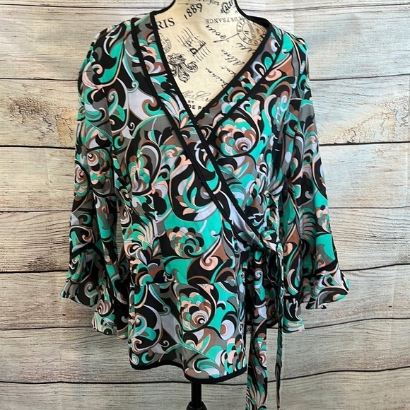 Nanette Lepore Silk Wrap Top Blouse NWT V-neck 3/4 Bell Sleeves Peplum Size 10 - Picture 1 of 13